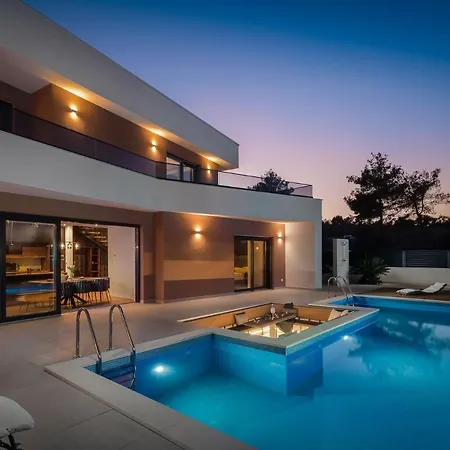 Villa Beautiful Golden Dream